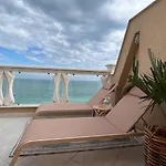 Sky & Sea Apartman *