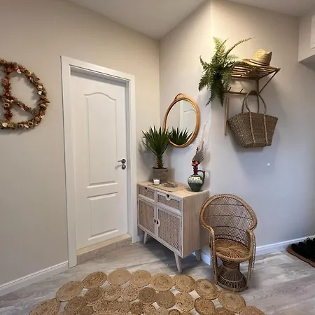 Sky & Sea Apartament *